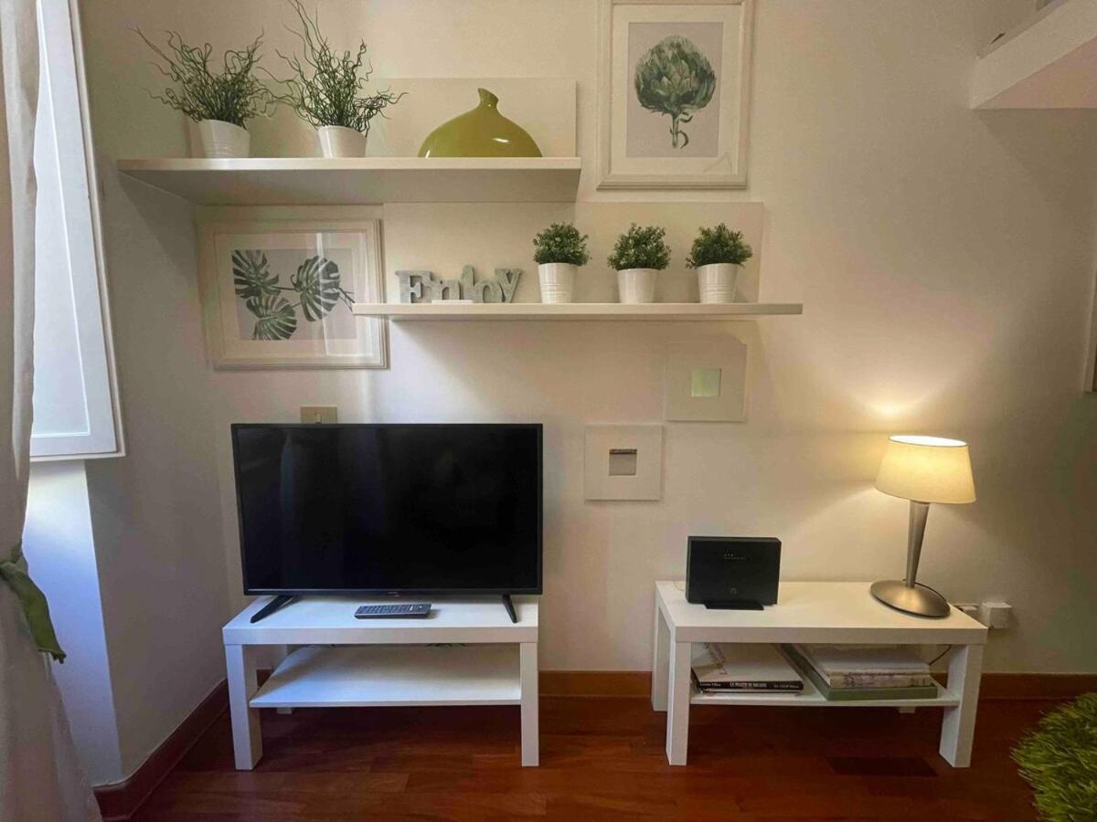 Apartment New - Live Domus Luci Al Colosseo Rome